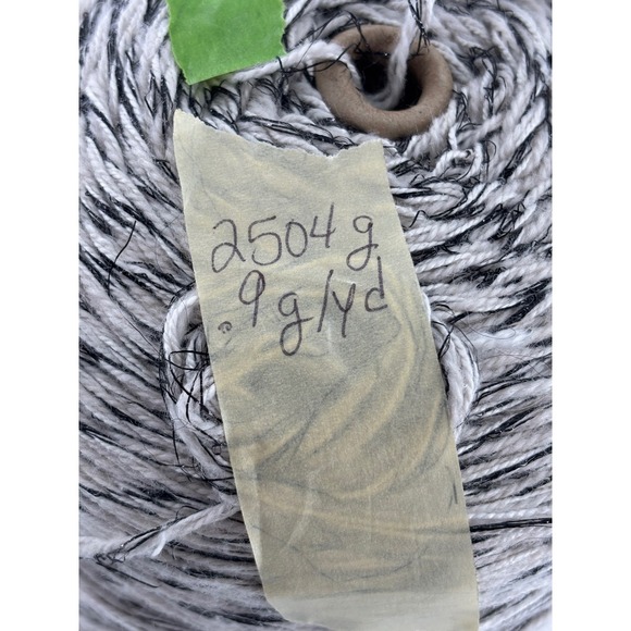 Yarn Cone Speckled Grey Black White 2504g 9g/yd Crafting Knitting Weaving - Picture 2 of 3